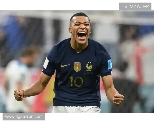 姆巴佩需要特权?战术核心地位与体系适配分析 姆巴佩需要特权?战术核心地位与体系适配分析