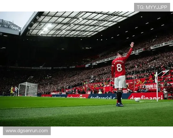 曼联进攻组织混乱问题持续,对赛季稳定性造成影响 曼联进攻组织混乱问题持续,对赛季稳定性造成影响