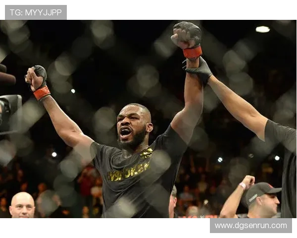 乔恩·琼斯这生活也太疯了吧，赛场外花钱像开挂似的…