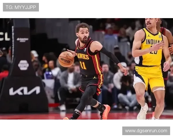 特雷·杨挡拆组织不及库里 更靠突破拉开队友三分空间